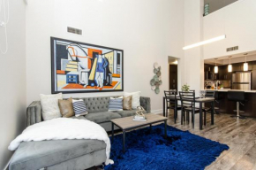 Luxury Penthouse in Prime Hollywood Location